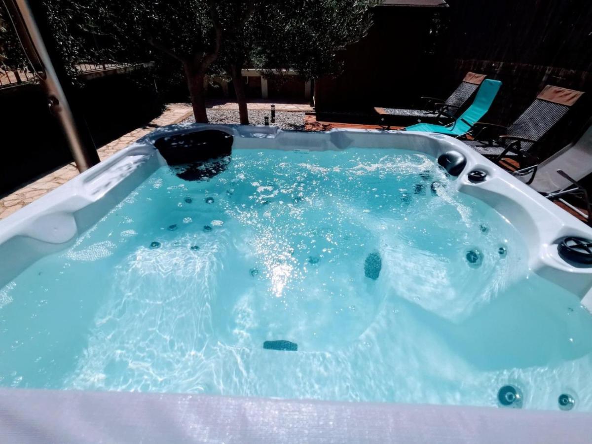 Holiday Home Istra With Jacuzzi Medulin Kültér fotó